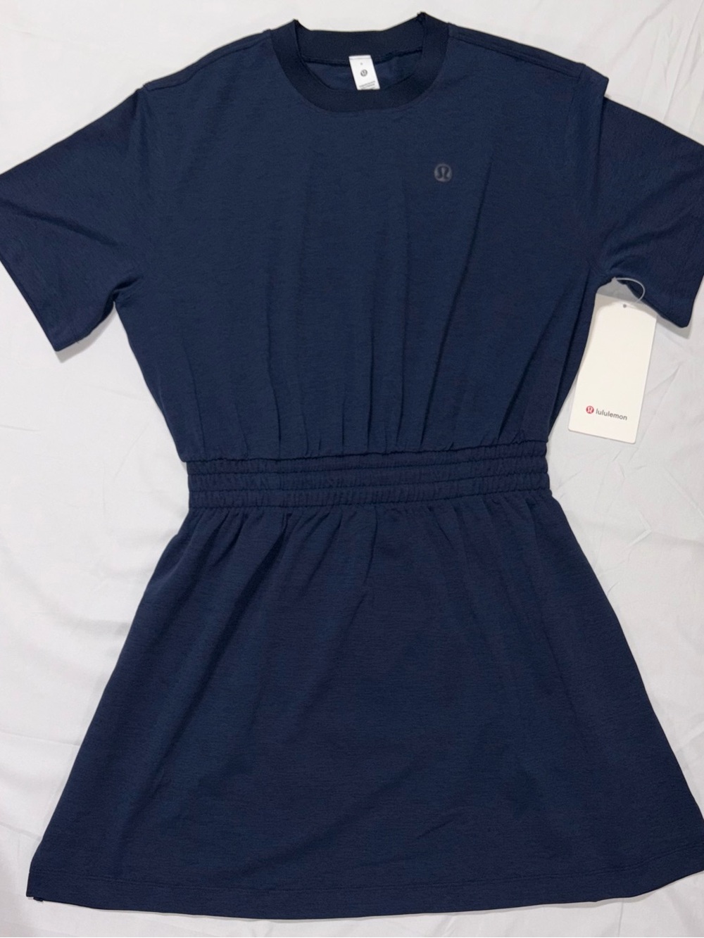 NWT*LULULEMON*SIZE4*SMOCKED WAIST T~SHIRT DRESS*AUTHENTIC* POCKETS*NAVY*$118 - Picture 15 of 16
